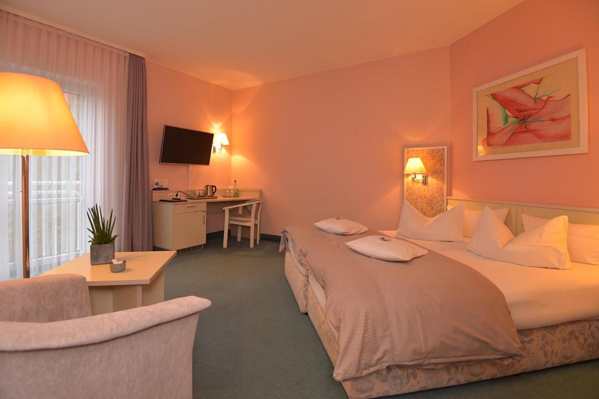 Altstadthotel An Der Werra Meiningen Exterior photo